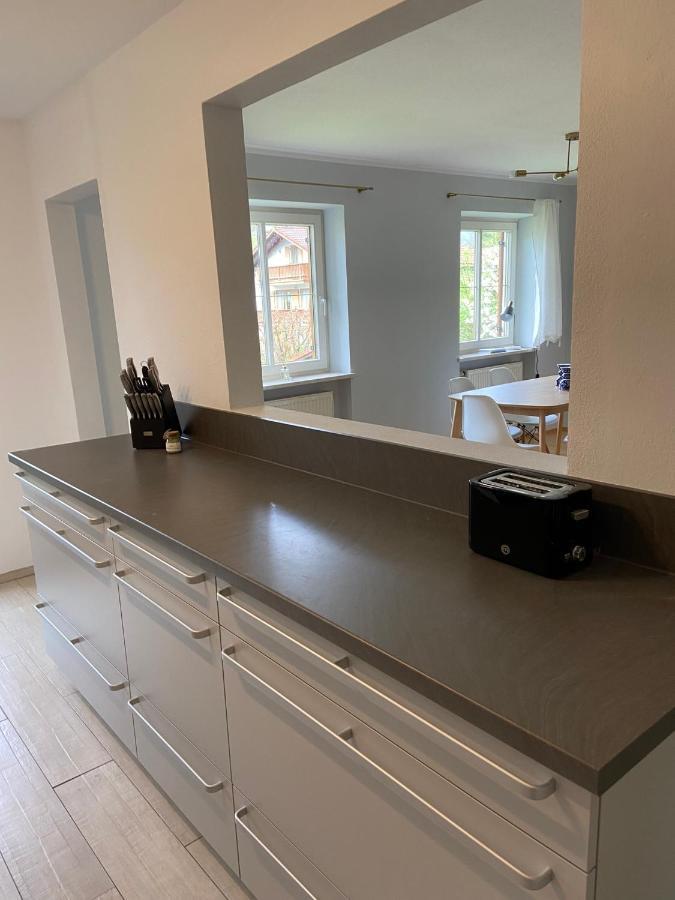 Modern Eingerichtete Wohnung Mit 2 Schlafzimmern Bergen  Luaran gambar